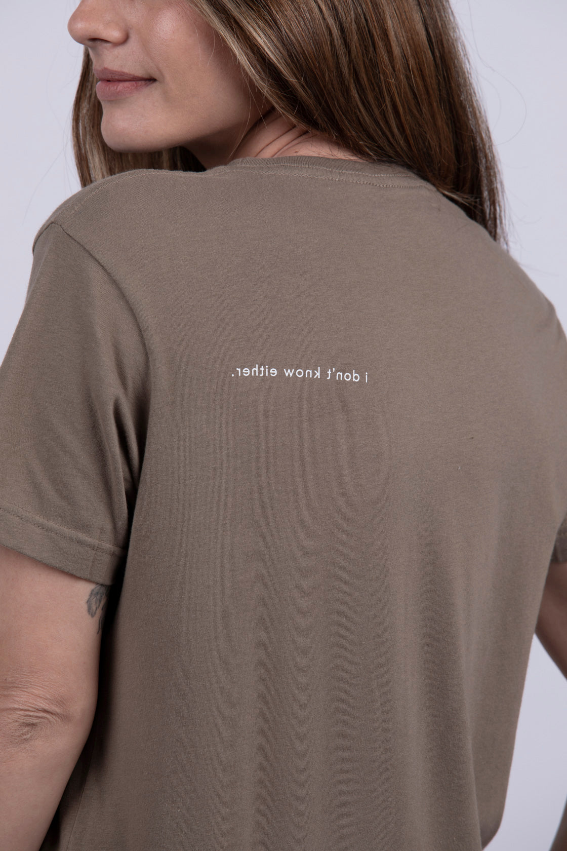 Camiseta ECO y ética I don't know either Tee